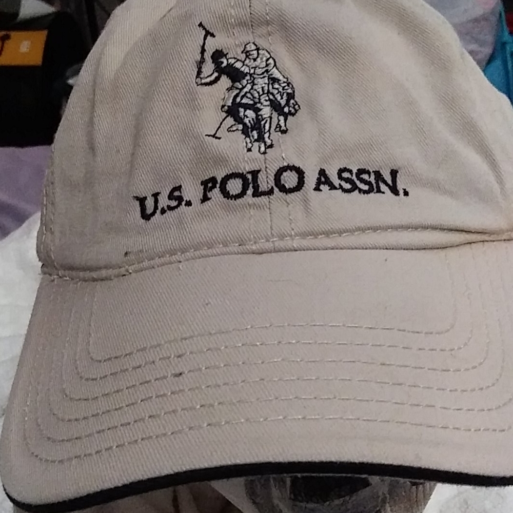 U S Polo Assn  1Sz$28 +  free Hat
